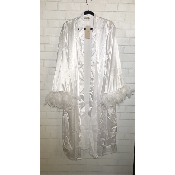 Night UK White Satin Feather Trim Bridal Robe - Picture 9 of 17